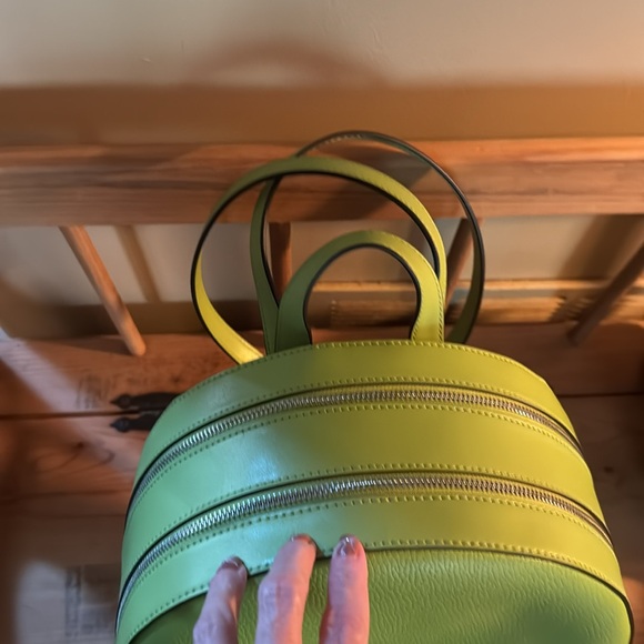 Michael Kors back pack - Picture 2 of 7